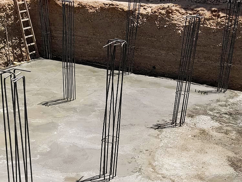 میلگرد انتظار ستون استخر اجری