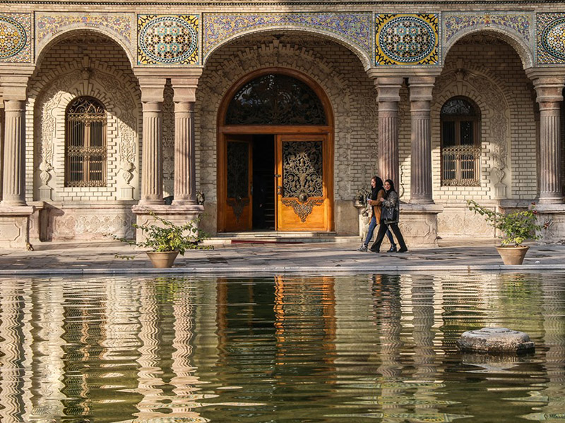 Culture in Iranian garden geometry