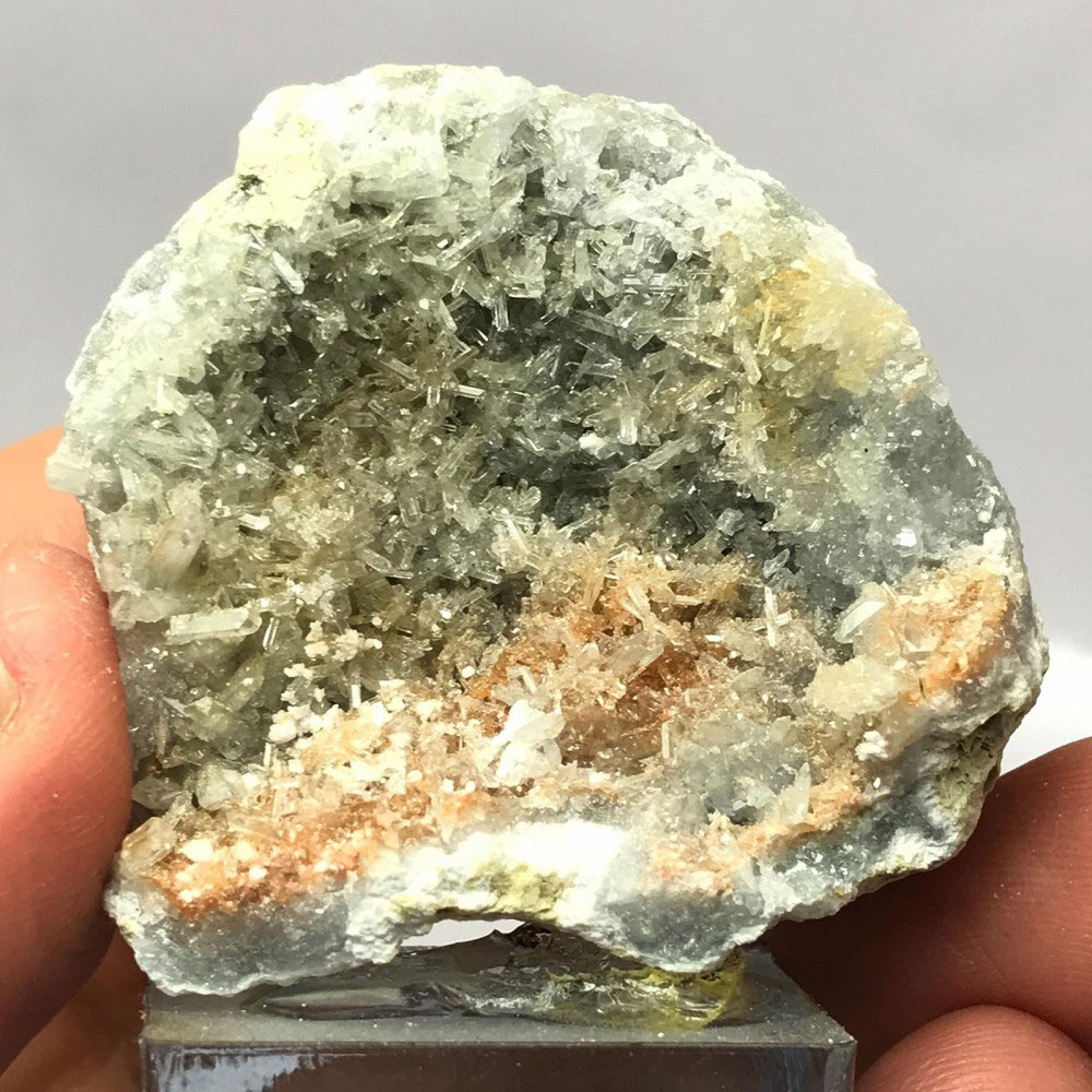 سنگ سلستین طبیعی معدن