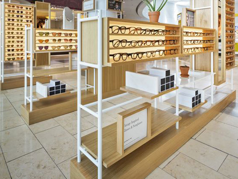 طراحی فروشگاه عینک 