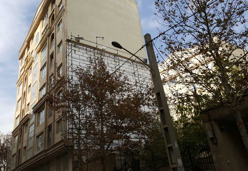 عایق حرارتی نمای اتیکس در دیوار جانبی 